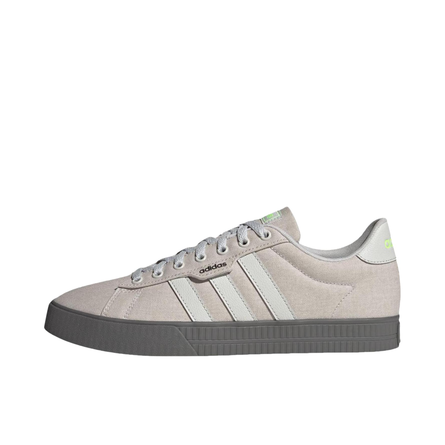 推荐商品：adidas neo Daily 3.0 板鞋 休闲舒适透气耐磨复古防滑轻便 米色 