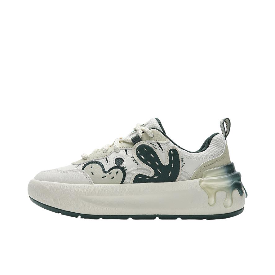 推荐商品：FILA/斐乐 CACTI 仙人掌 仙掌鞋 板鞋 摩登灵动活力多层次低帮系带 女款/豆腐白/猎人绿
