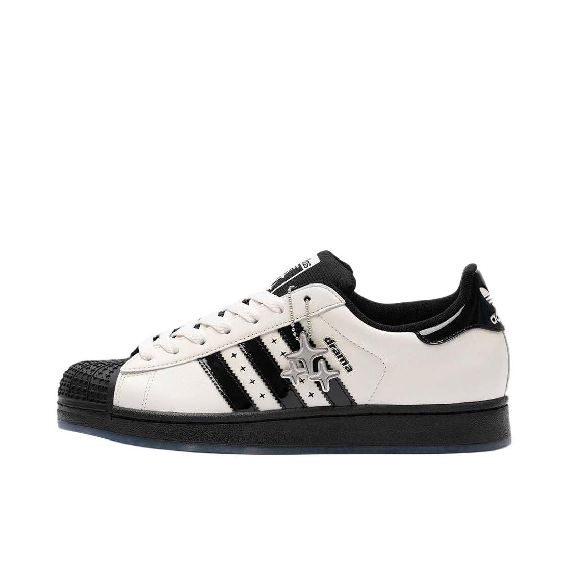 推荐商品：adidas Originals Superstar 2 板鞋 复古防滑耐磨贝壳头贴合圆头支撑 Drama Call联名/白色