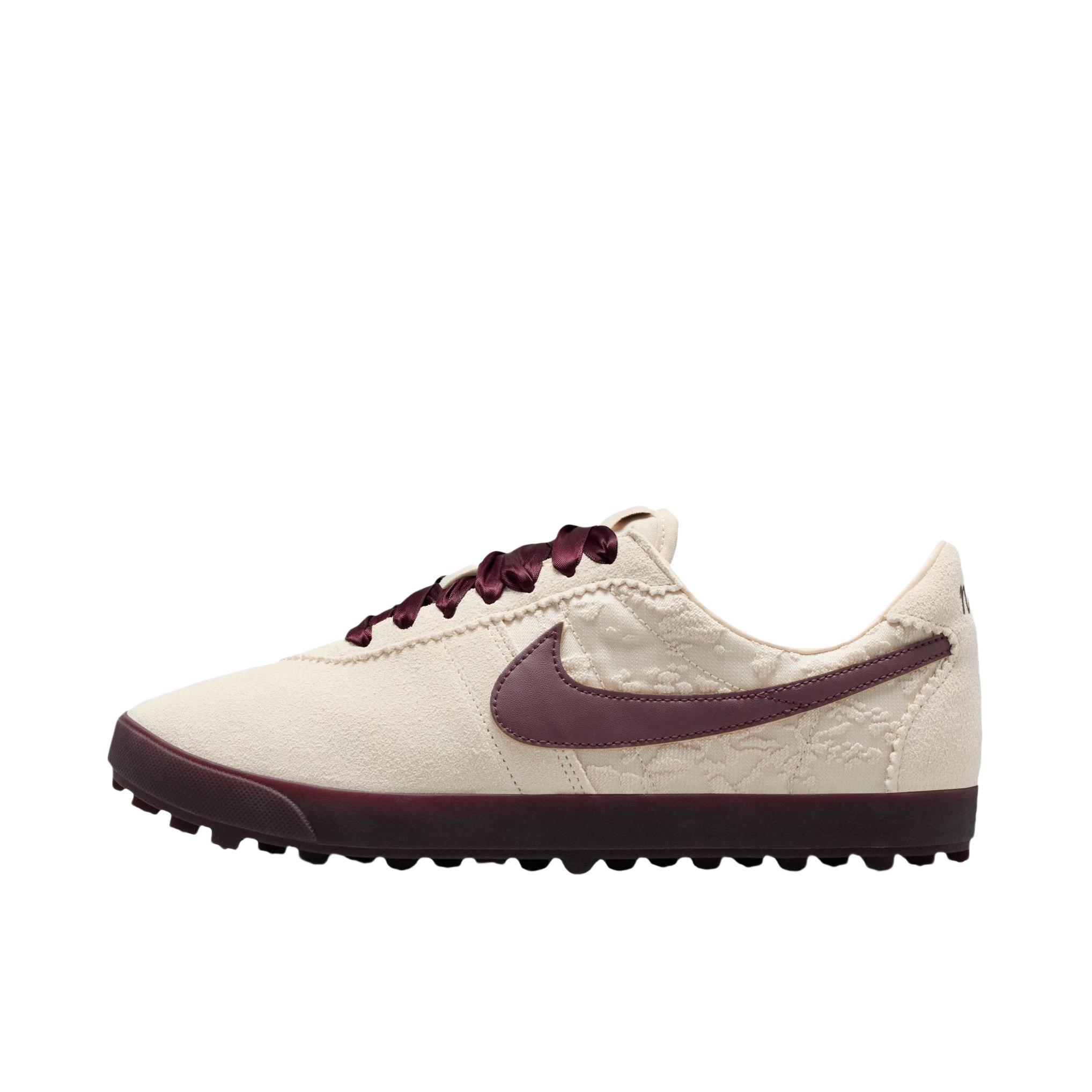 推荐商品：Nike Astro Grabber 舒适百搭 耐穿抓地 薄底轻便 防滑 运动休闲鞋 女款/米色