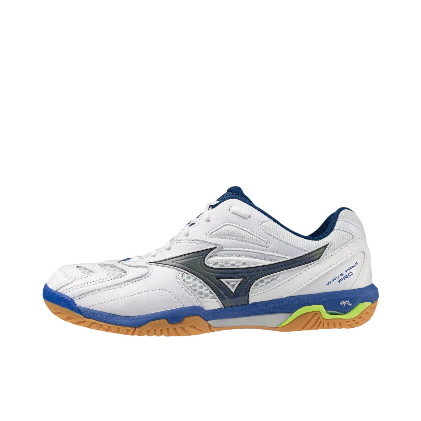 推荐商品：Mizuno/美津浓 Wave Fang Pro 轻量缓震 防滑耐磨 透气专业 羽毛球鞋 2E宽/白色