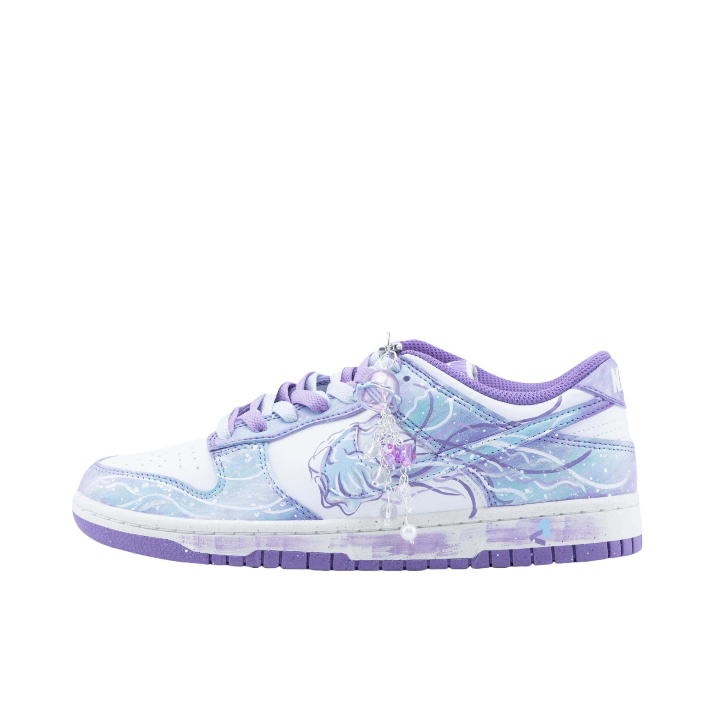 推荐商品：【定制球鞋】 Nike Dunk 板鞋 平跟系带防滑耐磨做旧高街简约百搭潮流复古美式 仲夏夜之梦