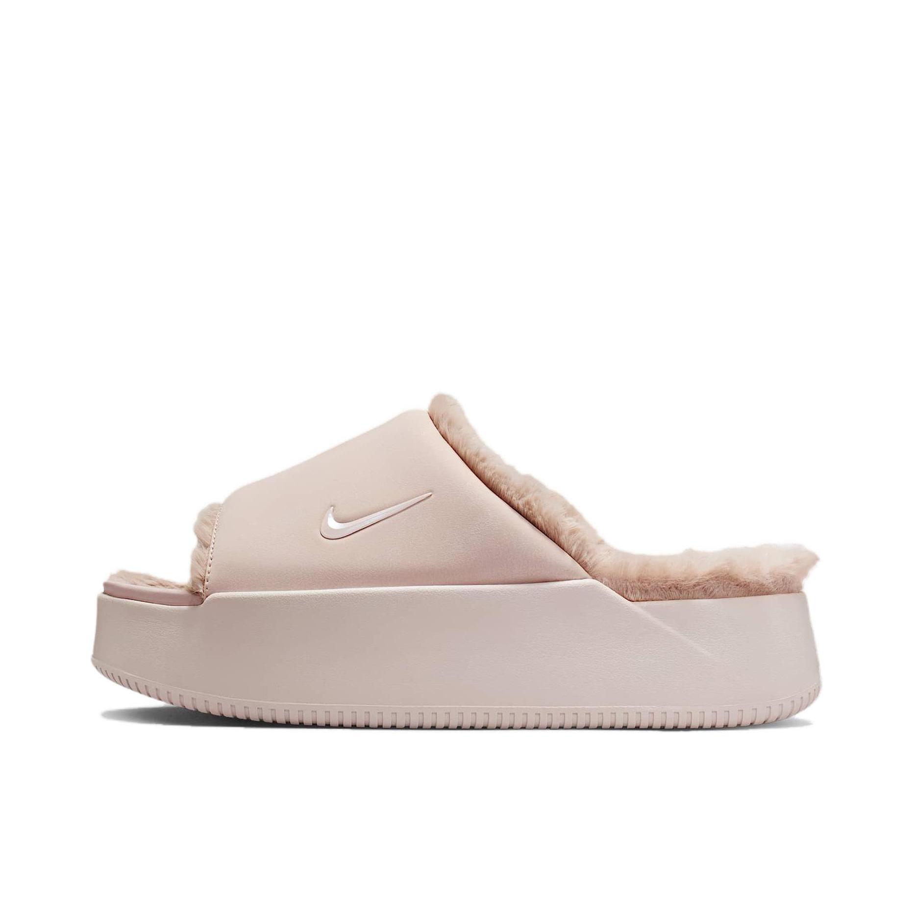 推荐商品：Nike Calm Elevation Fur 拖鞋 运动休闲加绒 砂岩灰粉/麦芽黄/砂岩灰粉