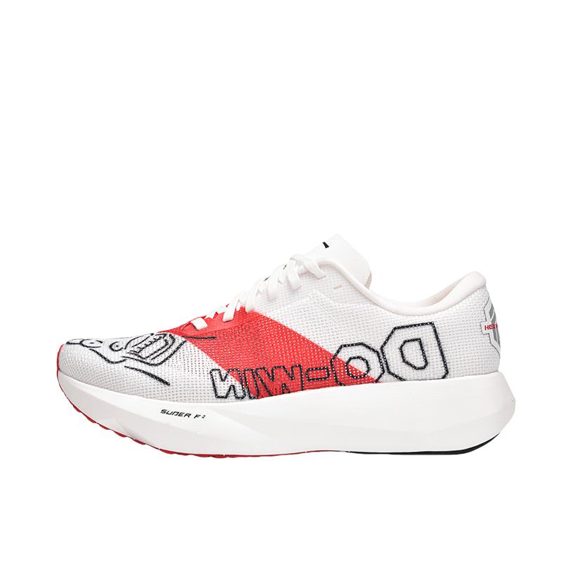 推荐商品：Do-win/多威 六边形战士2代 跑鞋 竞训马拉松路跑跳绳回弹田径训练竞速碳板轻便跳操全掌体测 马年限定/白色/红色