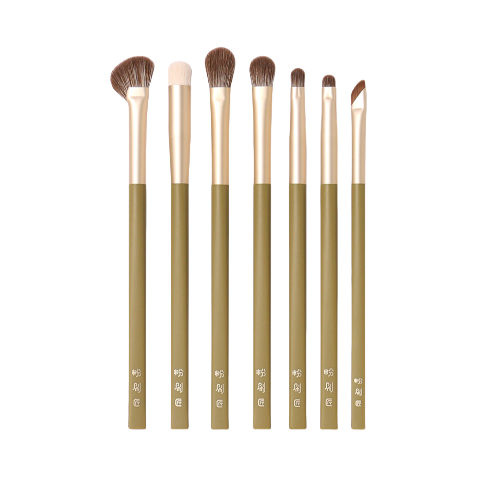 推荐商品：粉刷匠 眼部软毛套刷 超柔软便携