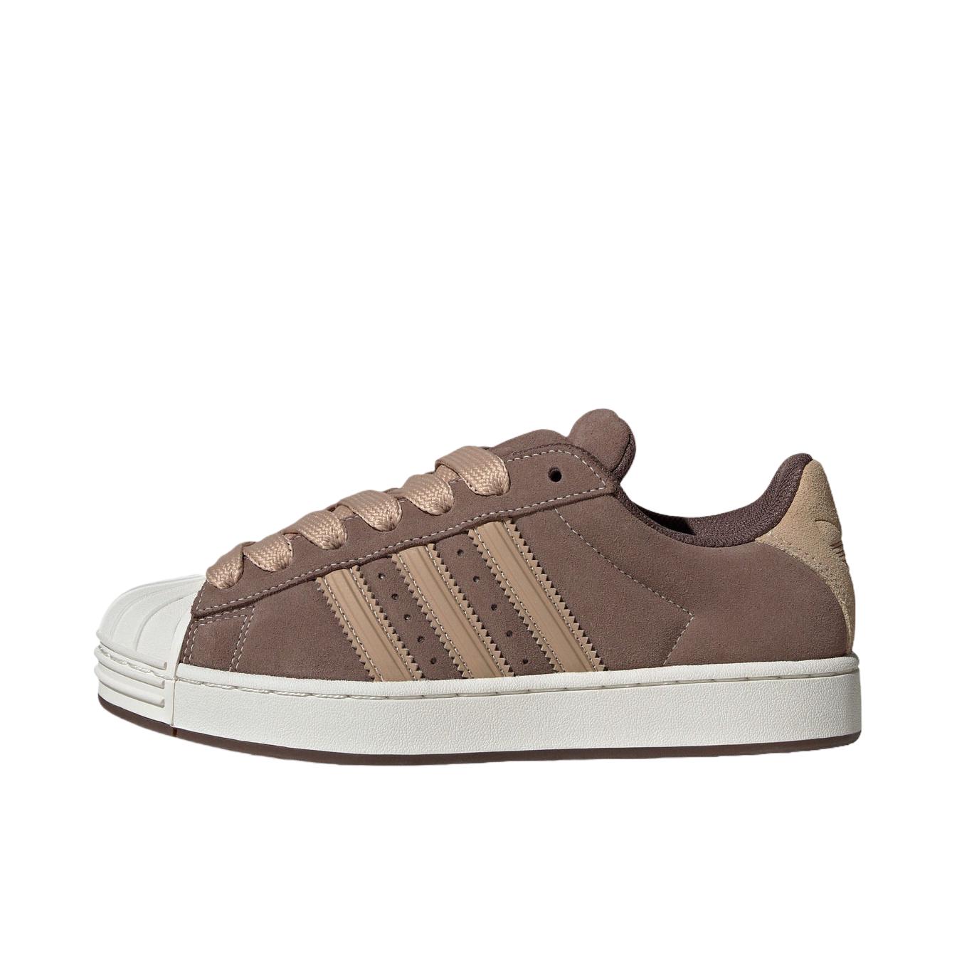 推荐商品：adidas Originals SUPERSTAR ST 板鞋 圆头平跟橡胶贴合耐穿 低帮/棕色