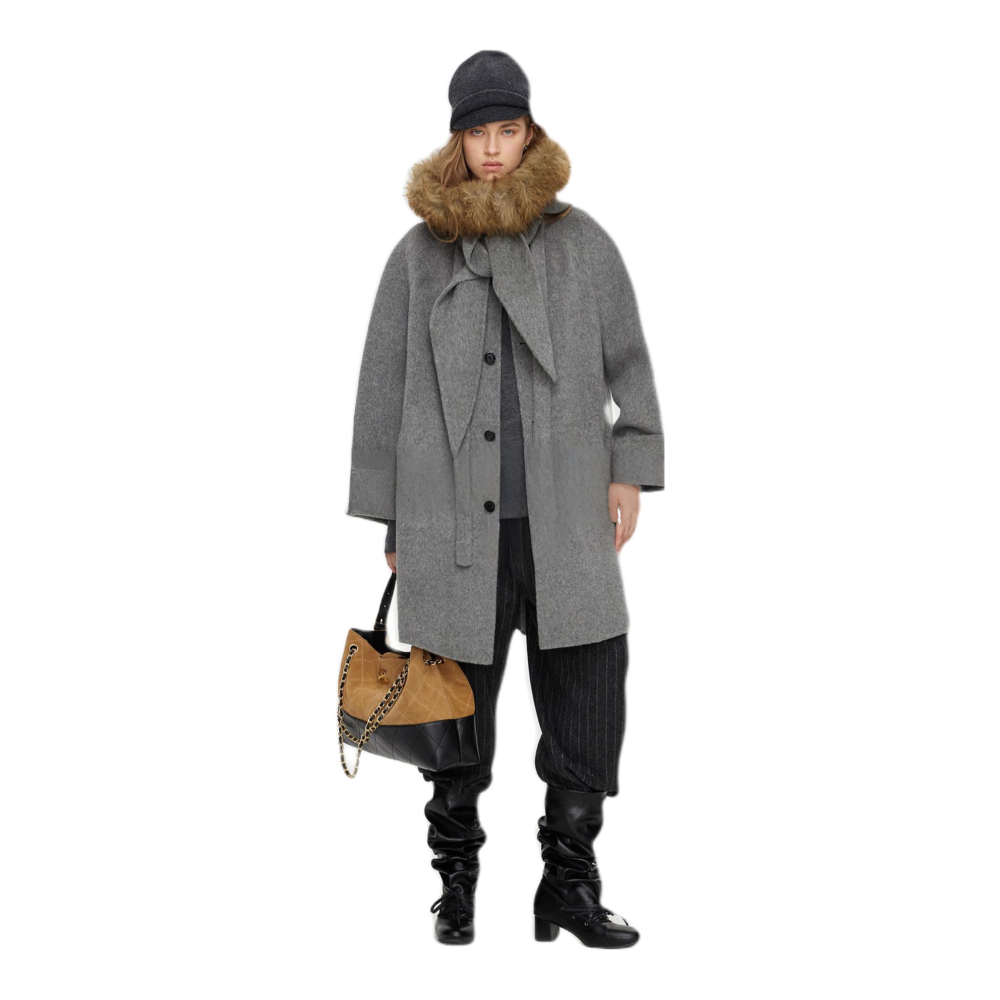 推荐商品：ULD 中长款纯色单排扣毛呢外套 UB250173 灰/真毛毛领 