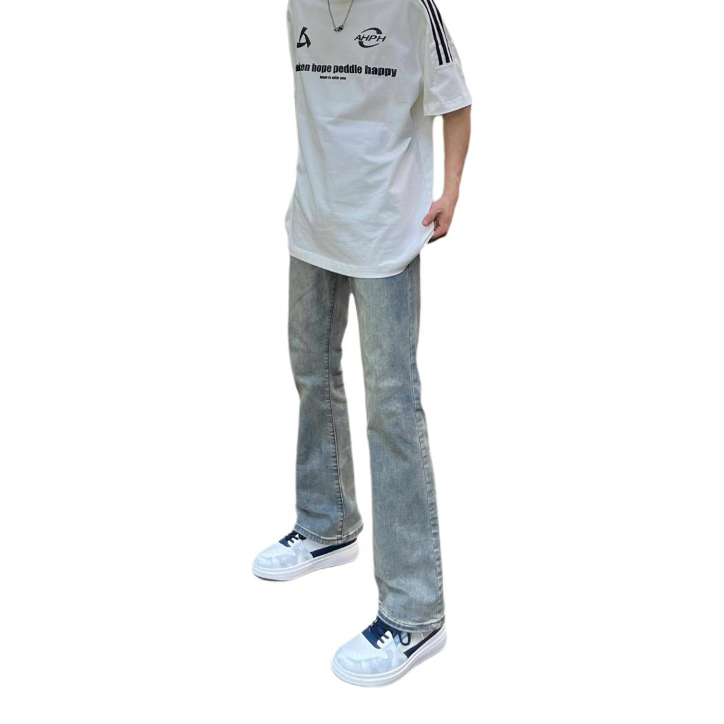 推荐商品：KIRHNE 直筒中腰窄版微喇弹力牛仔裤 KIRP327-KZ729AB 浅蓝