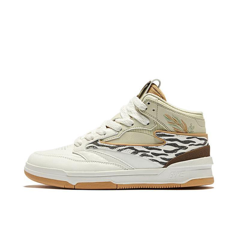 推荐商品：鸿星尔克 无双大师 厚底增高 舒适软底 时尚百搭 复古 板鞋 女款/微晶白/烟灰绿