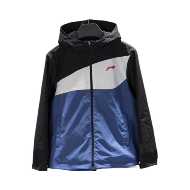推荐商品：Li Ning/李宁童装 2026SS 拼色连帽加绒风衣 中大童 YFDW015 黑/靛蓝/白