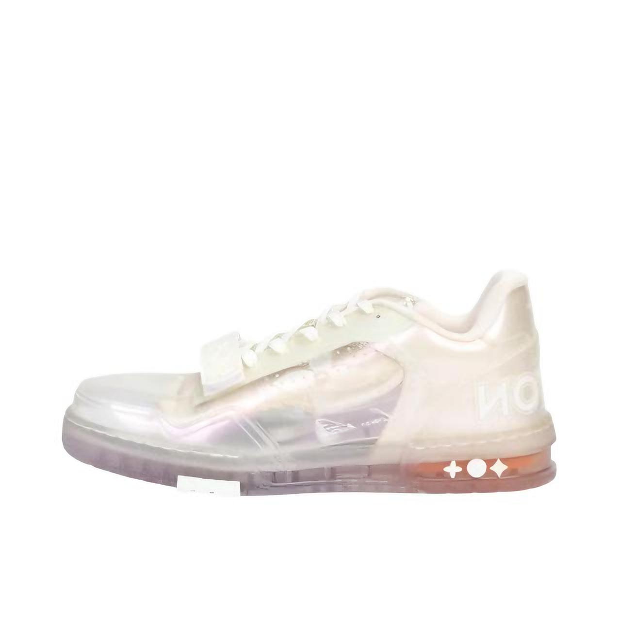 推荐商品：Louis Vuitton Trainer系列 时尚 牛皮 圆头 防滑 轻便 板鞋 白色/紫色