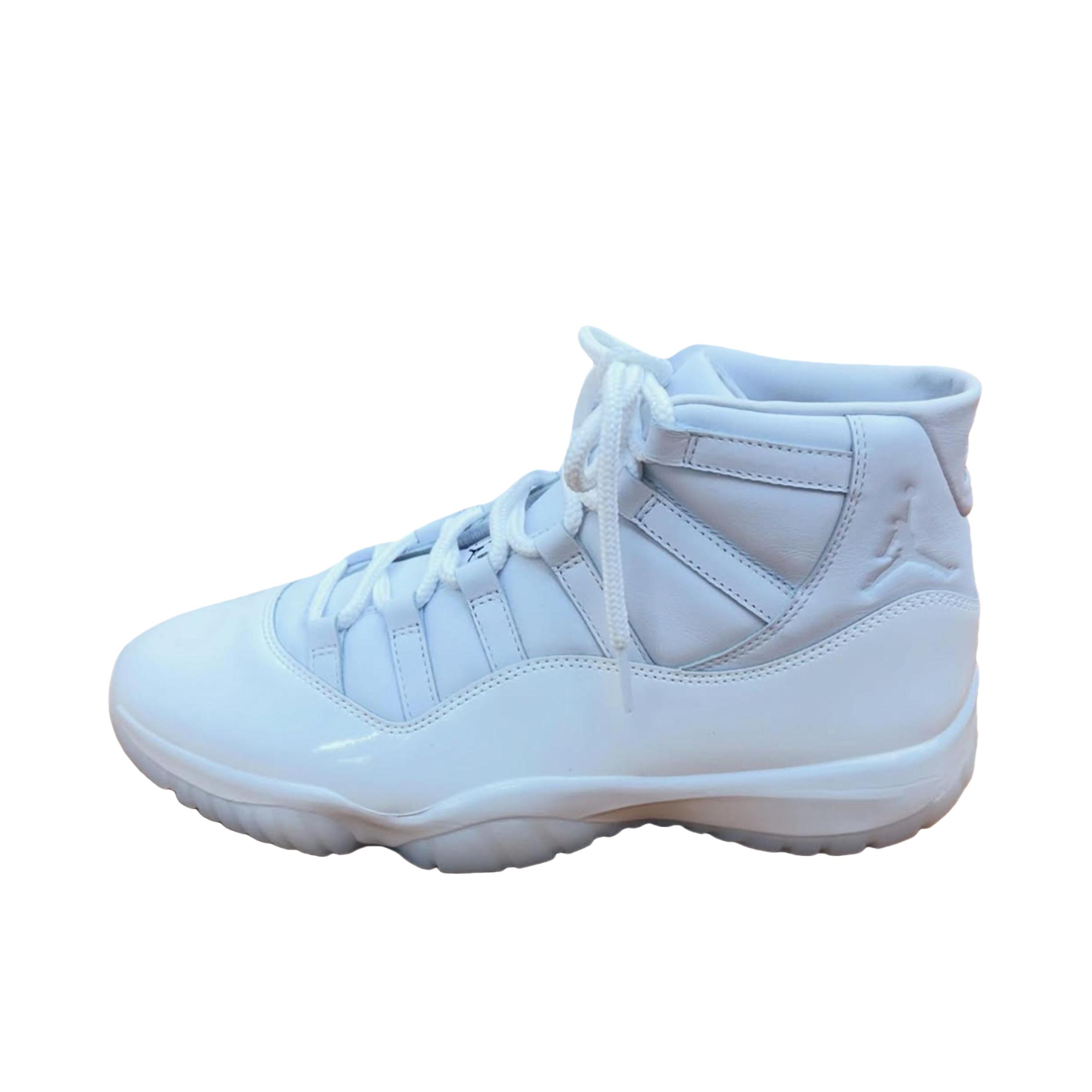 推荐商品：Air Jordan 11 篮球鞋 复古百搭防滑耐磨舒适 Comme des Garçons联名/白色