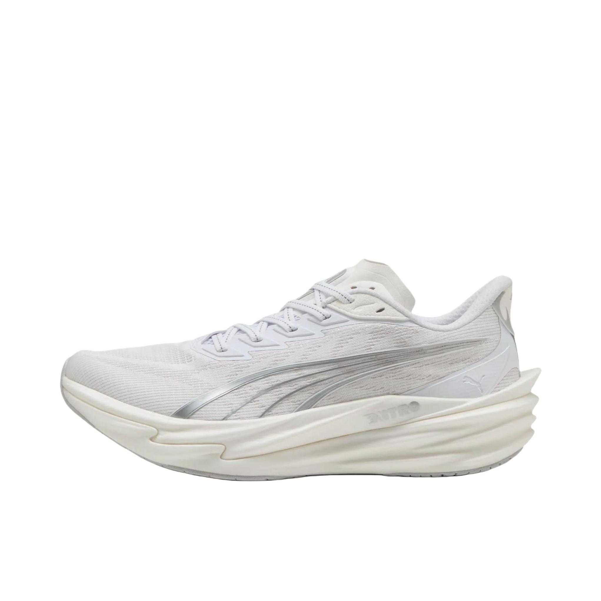 推荐商品：Puma/彪马 Deviate Nitro 4 彪破4 跑鞋 舒适缓震防滑贴合回弹长距离氮气科技日常跑轻便竞速 2E宽/白色