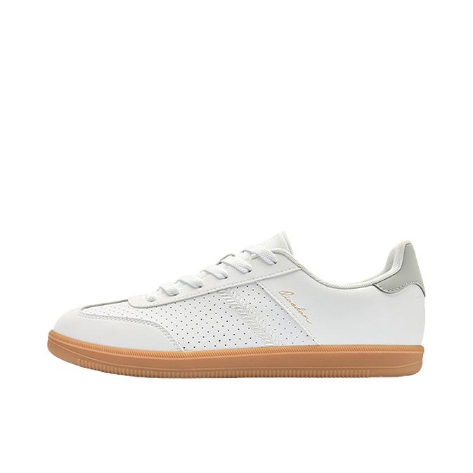 推荐商品：乔丹体育 板鞋 薄底复古简约轻便校园生活T头鞋德训鞋 QXL053262511 纯净白/凝雪灰