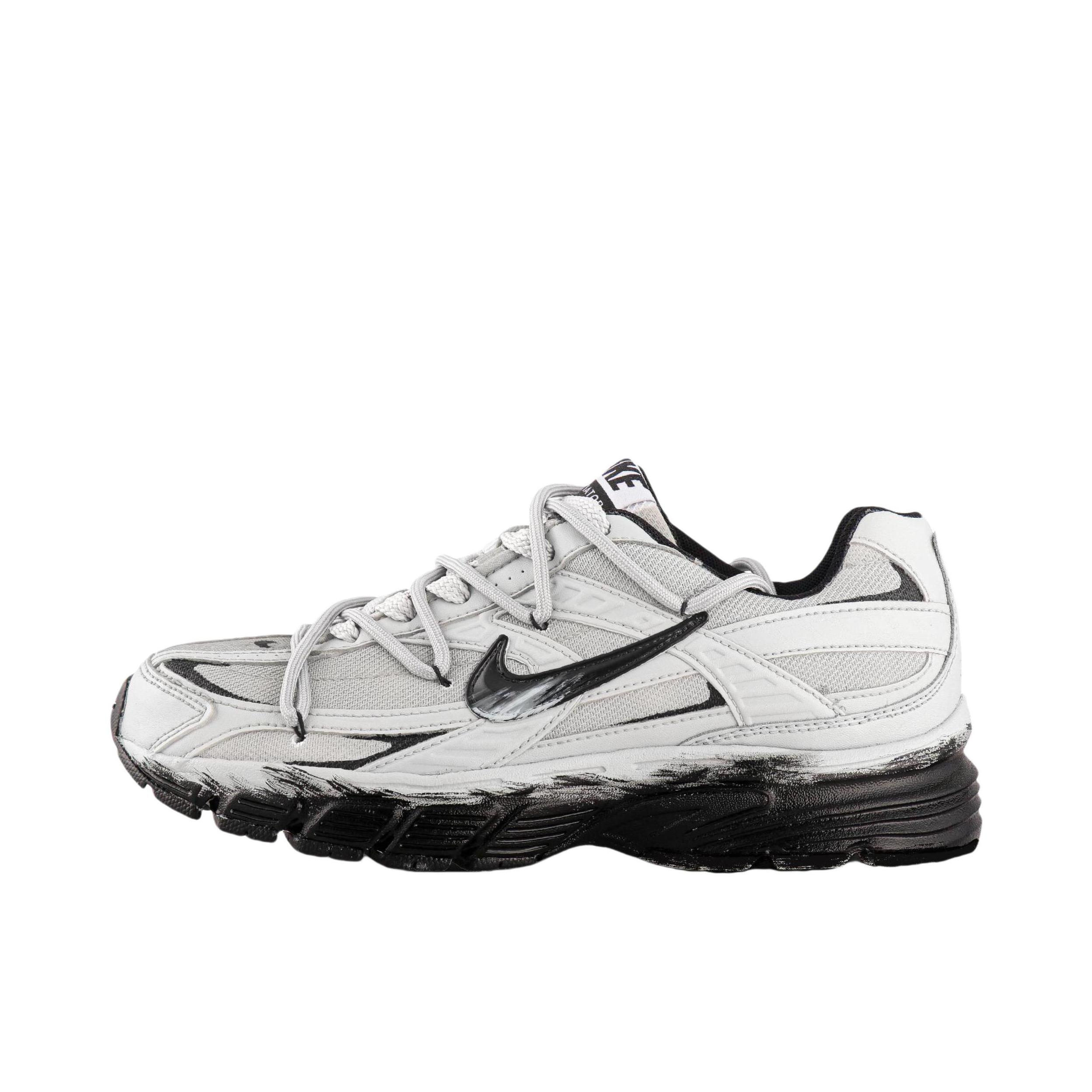 推荐商品：【定制球鞋】 Nike Initiator 跑鞋 做旧机能减震轻便网布透气防滑耐磨织物舒适支撑合成革休闲百搭 末日废墟