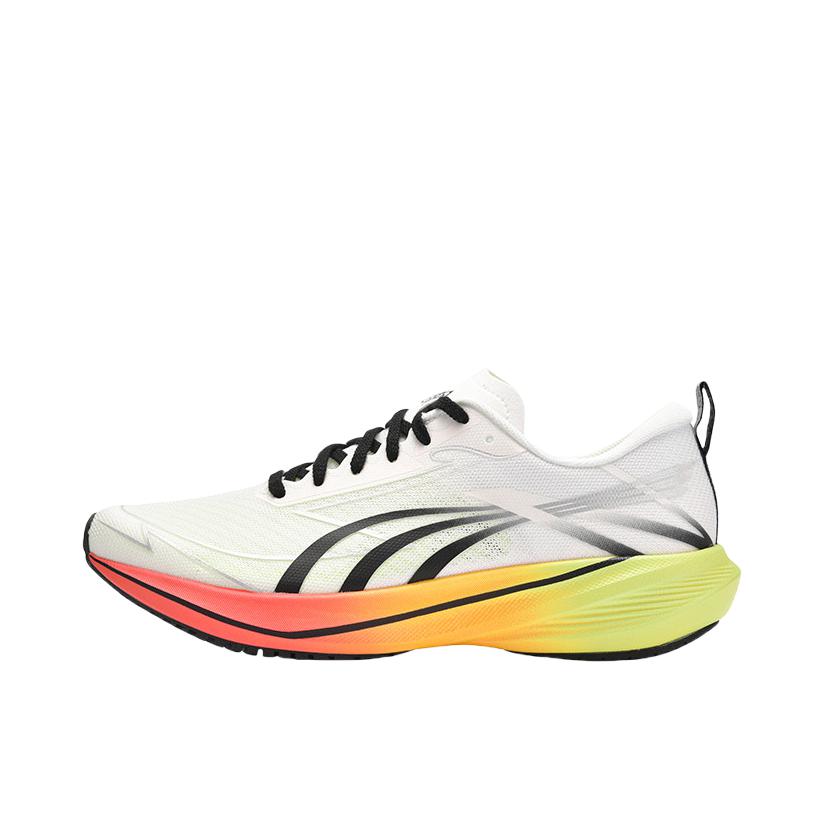 推荐商品：Do-win/多威 征途4代 跑鞋 碳板跑步公路田径支撑体能训练竞速秋冬体测马拉松 白色/黄色