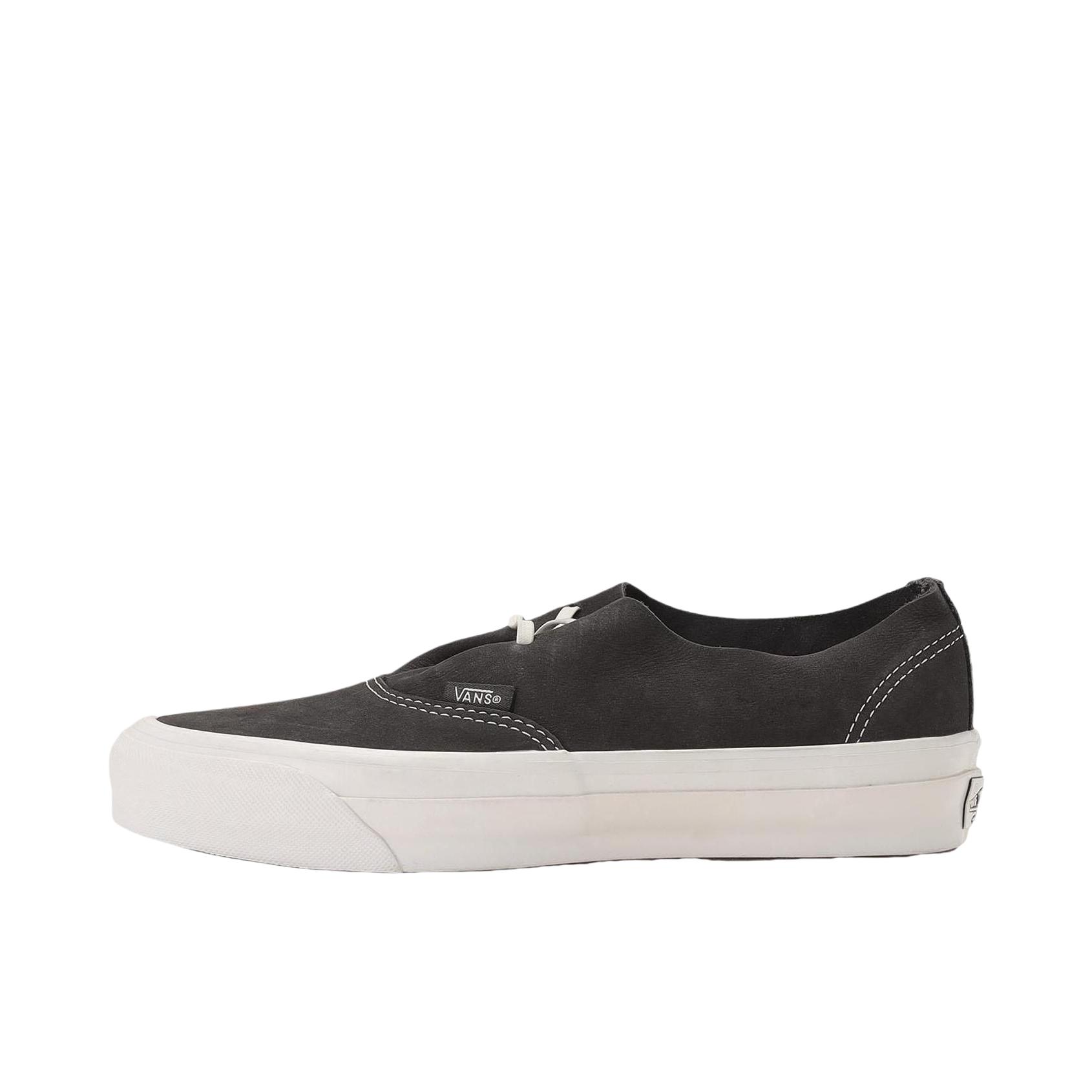 推荐商品：Vans/范斯 Authentic 潮流休闲 轻便舒适 防滑耐磨 百搭运动 复古 板鞋 黑色/奶白色