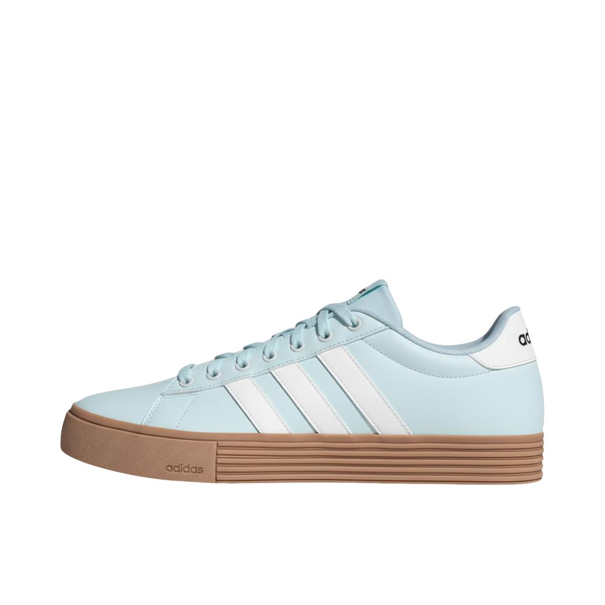 推荐商品：adidas neo Daily 4.0 板鞋 轻便舒适防滑耐磨复古百搭合成革轻运动 蓝色/白色