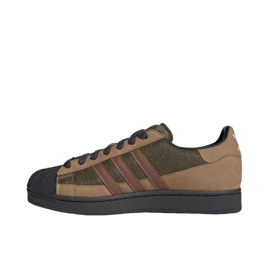 推荐商品：adidas Originals Superstar 2 板鞋 复古防滑耐磨贝壳头贴合圆头支撑 陶土棕