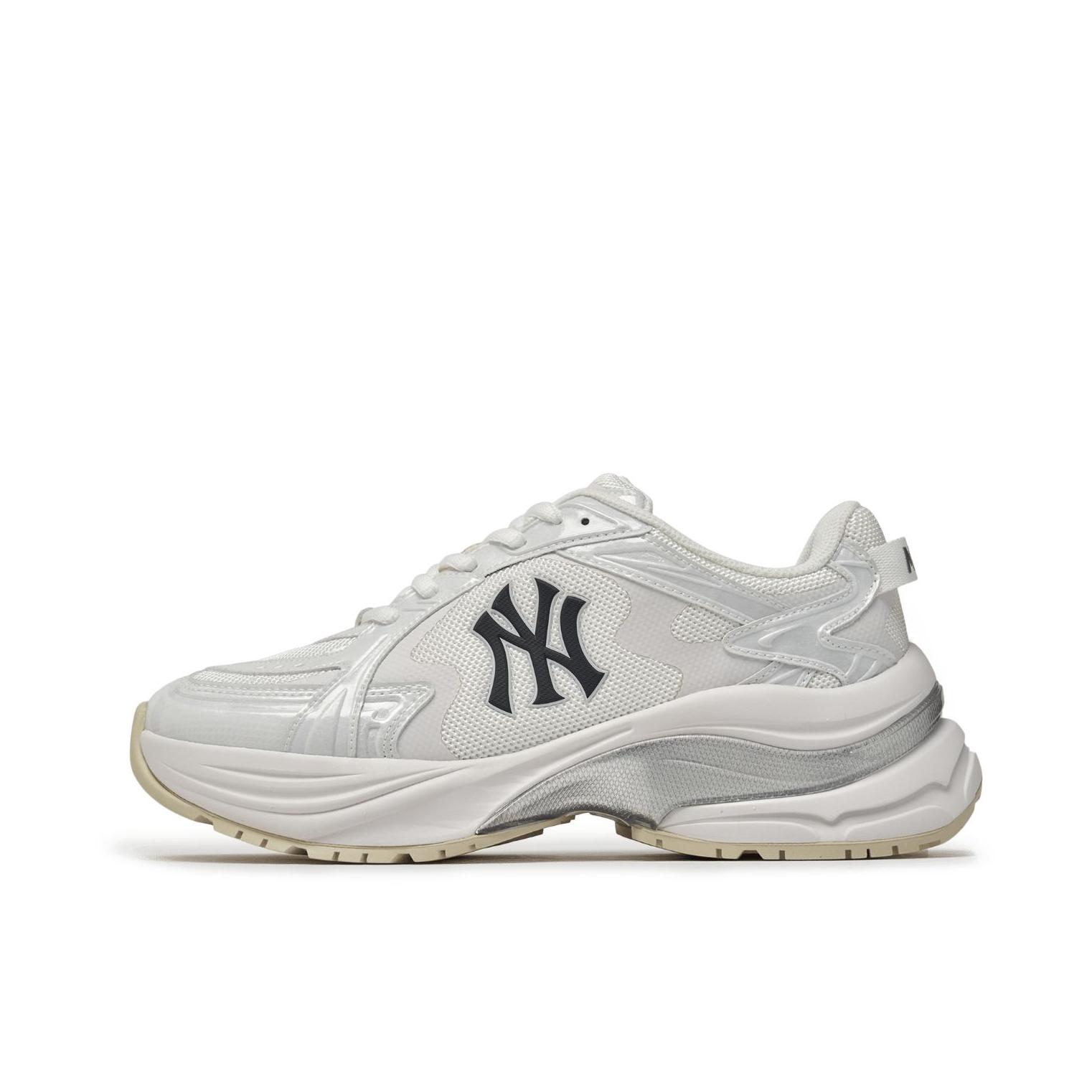 推荐商品：MLB官方 New York Yankees Curve Runner 老爹鞋 流浪鞋 防滑耐磨舒适百搭增高简洁潮流时尚复古厚底 纽约洋基队/白色 