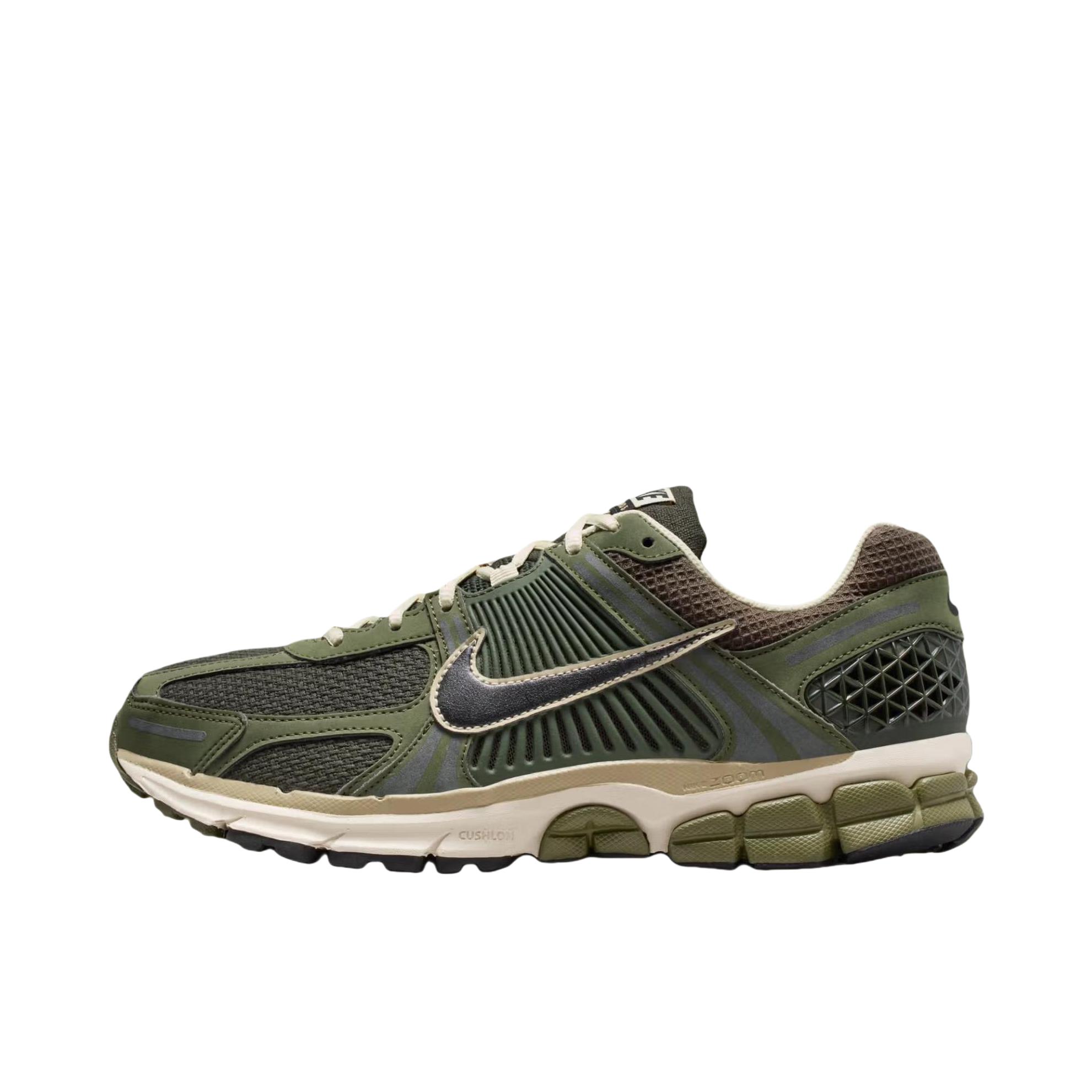 推荐商品：Nike Zoom Vomero 5 跑鞋 舒适缓震网面透气百搭复古支撑训练轻便 军绿色/白色