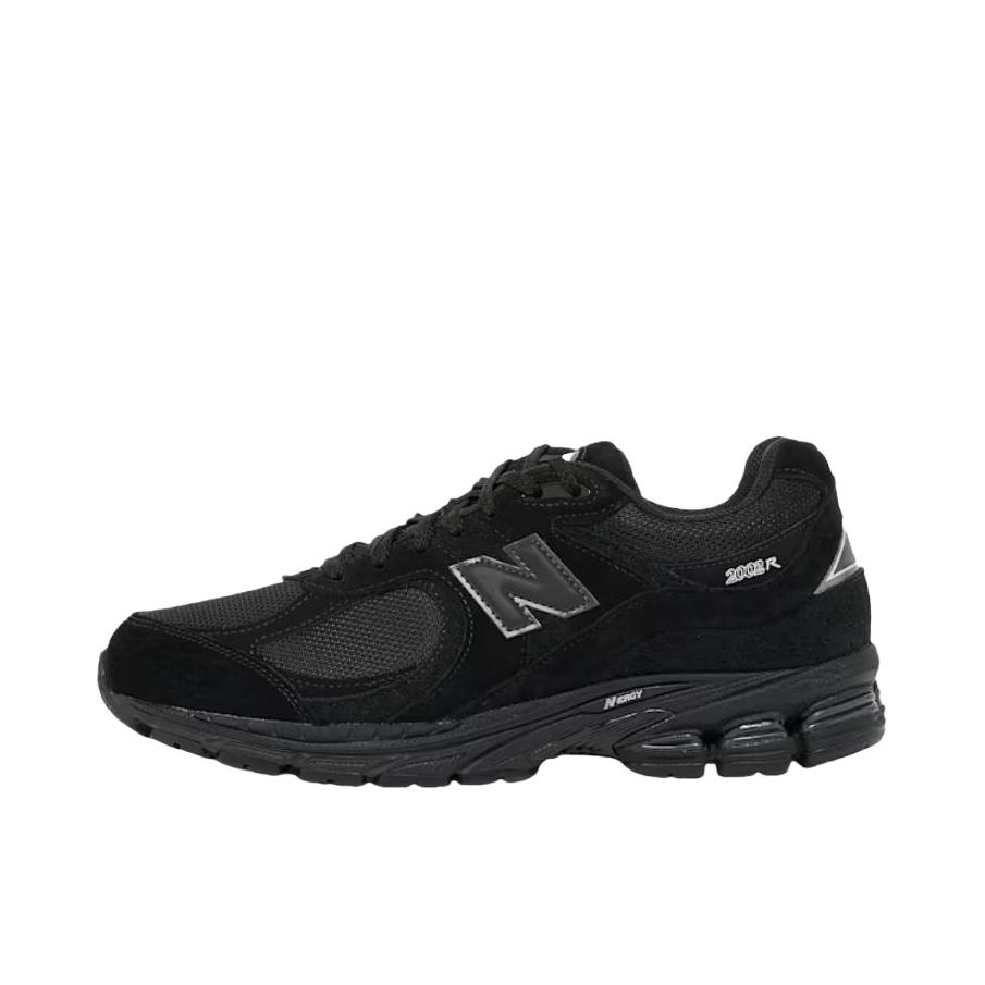 推荐商品：New Balance 2002R 跑鞋 缓震防滑耐磨透气复古拼接防水气垫慢跑支撑 D宽/钢琴黑