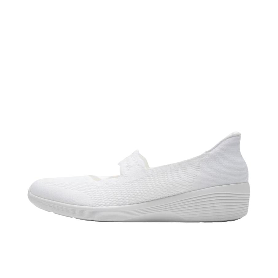 推荐商品：Skechers/斯凯奇 Ariya - Satoru Gleam 运动休闲鞋 百搭平跟圆头 女款/白色 
