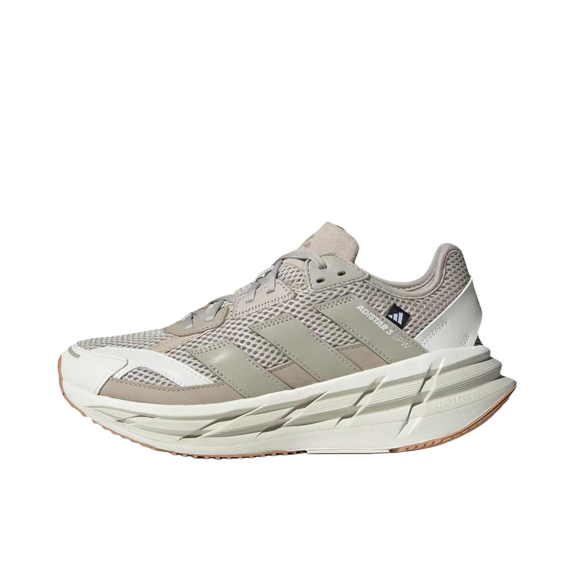 推荐商品：adidas ADISTAR 3 跑鞋 圆头系带厚底贴合 米色