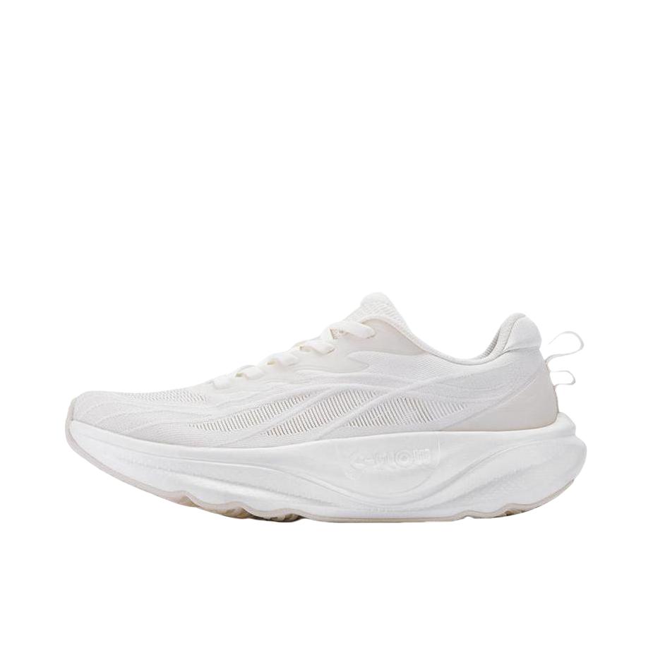 推荐商品：361度 飞鸢2 跑鞋 透气通勤厚底防滑网面软底轻质减震增高 女款/羽毛白