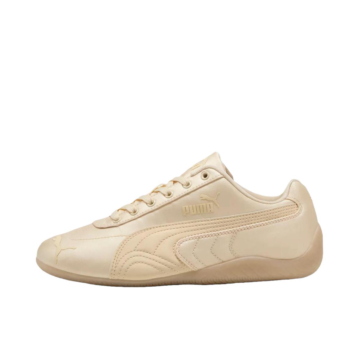 推荐商品：【朴彩英同款】 Puma/彪马 speedcat Plus 运动休闲鞋 薄底鞋 赛车风德训防滑耐磨低帮平跟贴合 女款/米色