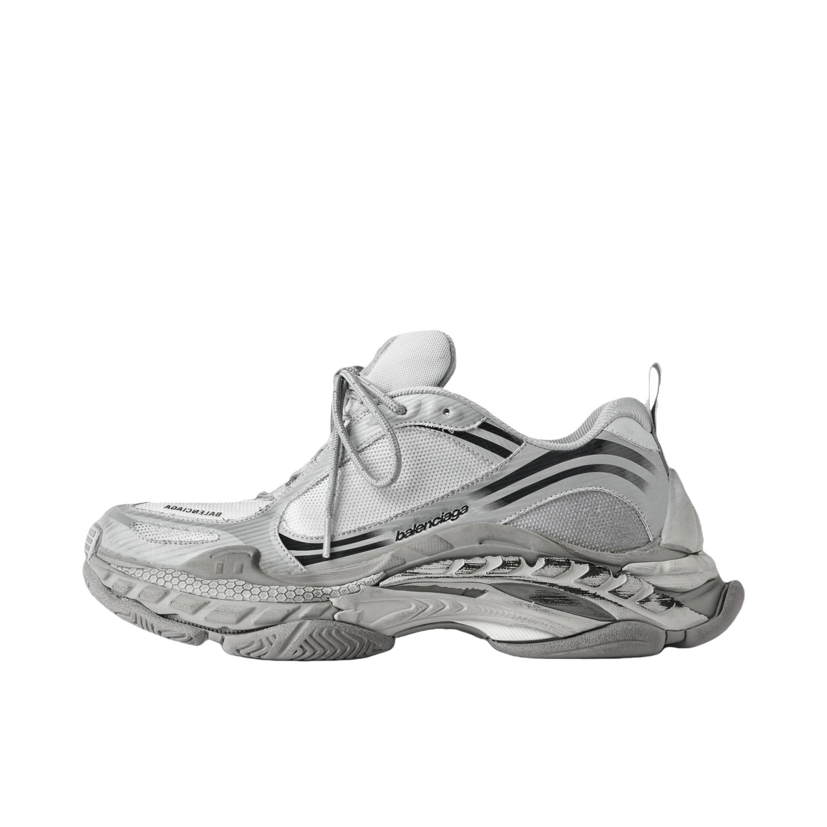 推荐商品：Balenciaga 巴黎世家 Triple S .2 老爹鞋 做旧圆头厚底耐磨 灰色