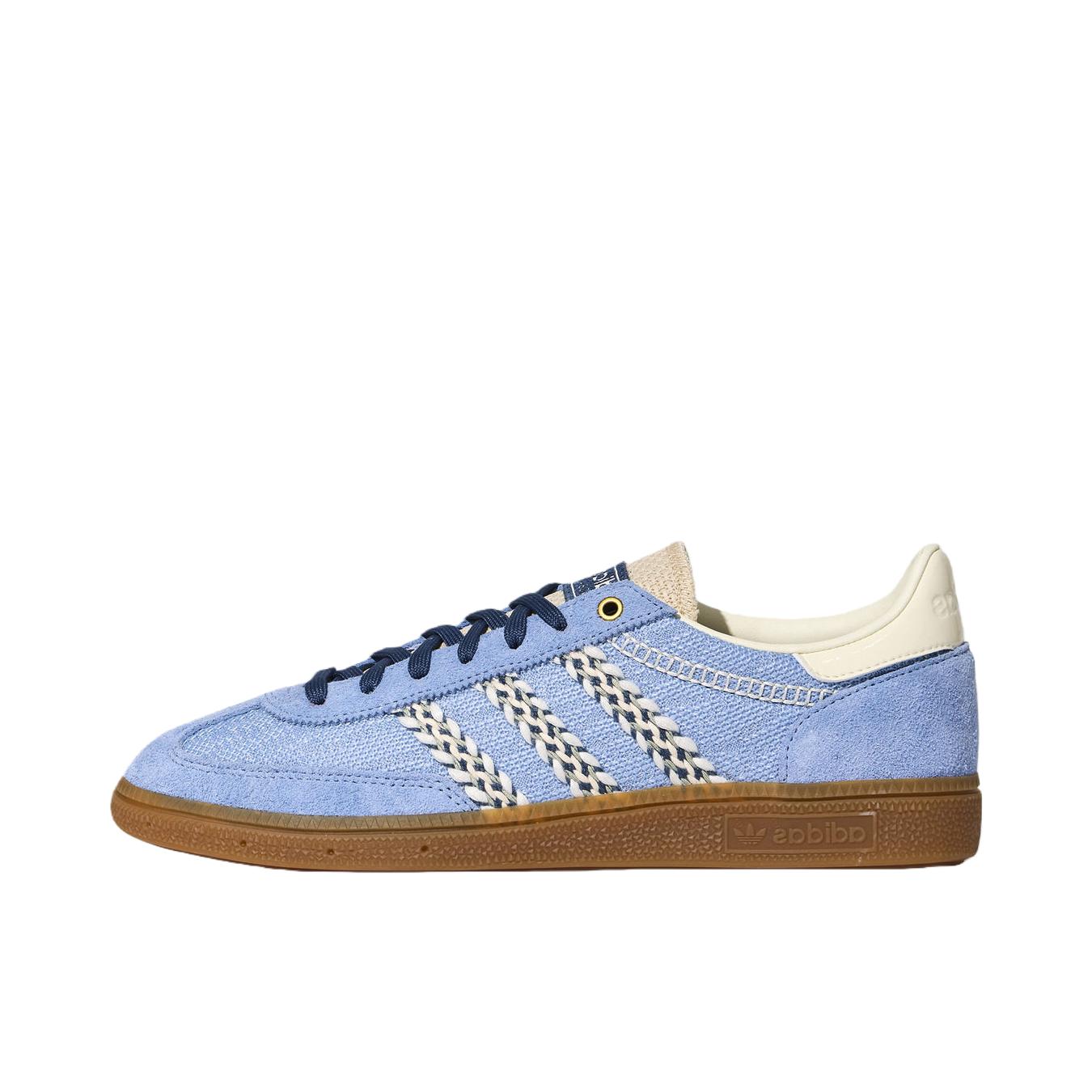 推荐商品：adidas Originals Handball Spezial 薄底鞋 T头鞋 德训鞋 板鞋 简约百搭复古轻便防滑耐磨贴合圆头耐穿 天蓝色/乳白色/树脂黄