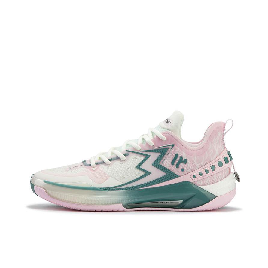 推荐商品：361° BIG3 5.0 Quick Pro 超临界发泡碳板 缓震透气 防滑耐磨 抗冲击 回弹 后卫 篮球鞋 巾帼很行