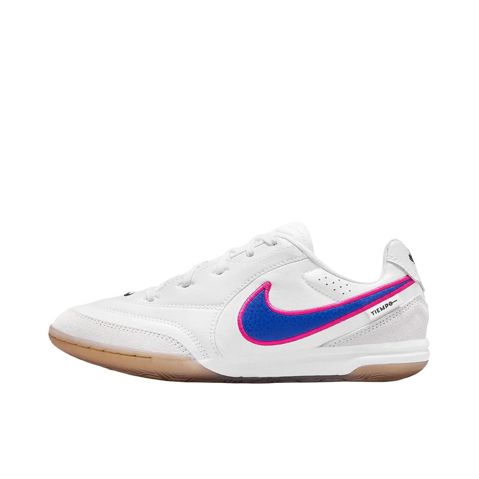 推荐商品：Nike Tiempo Streetgato LE IC 足球鞋 平底系带厚底圆头 大童/白色