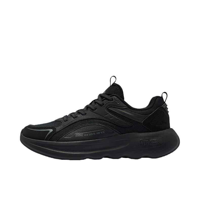 推荐商品：鸿星尔克 逸界2 老爹鞋 百搭厚底软底增高 正黑色
