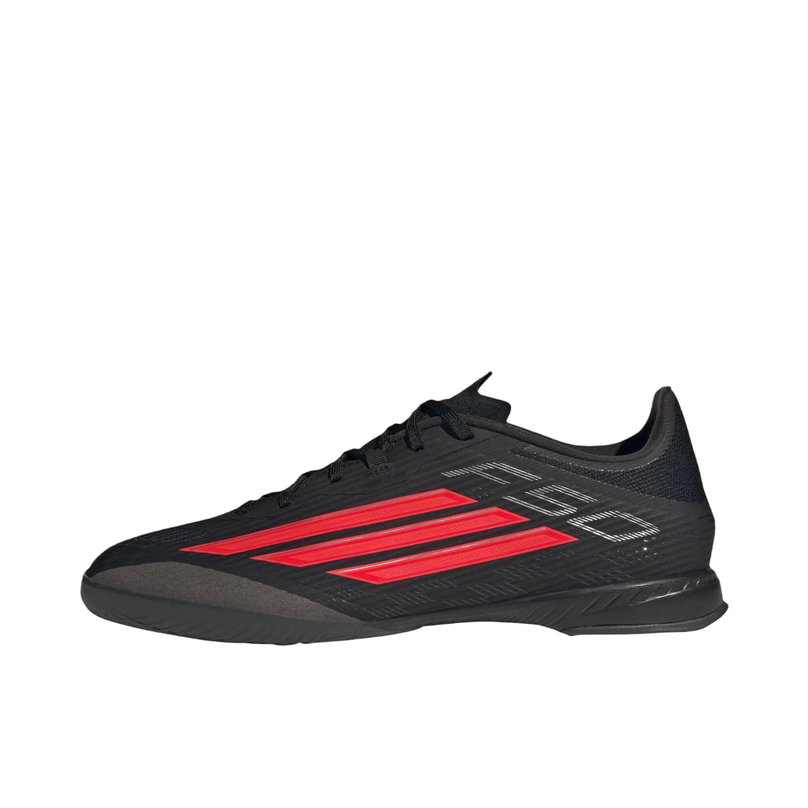 推荐商品：adidas F50 League TF 中端 胶质碎钉 人造草地室外硬地 缓震耐用 足球鞋 黑色/大红色