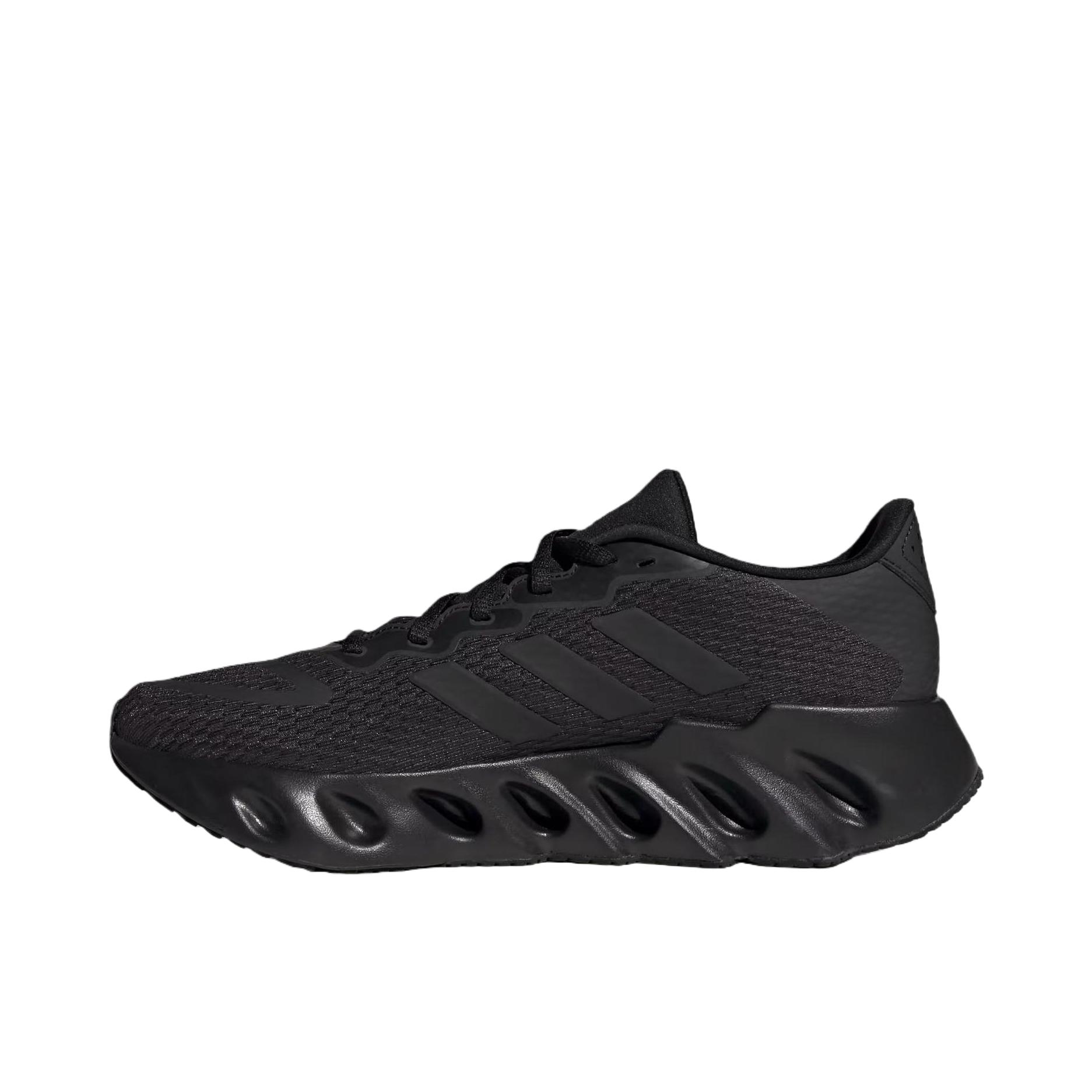 推荐商品：adidas Switch Run 跑鞋 减震回弹防滑耐磨织物网面体测 全黑色