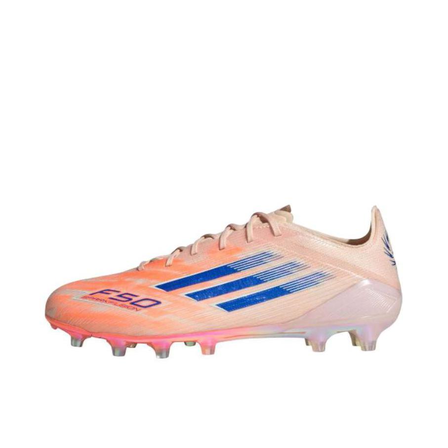 推荐商品：adidas F50 SPARKFUSION ELITE FG/AG 足球鞋 顶级胶质混钉人造草地耐磨系带 女款/粉色