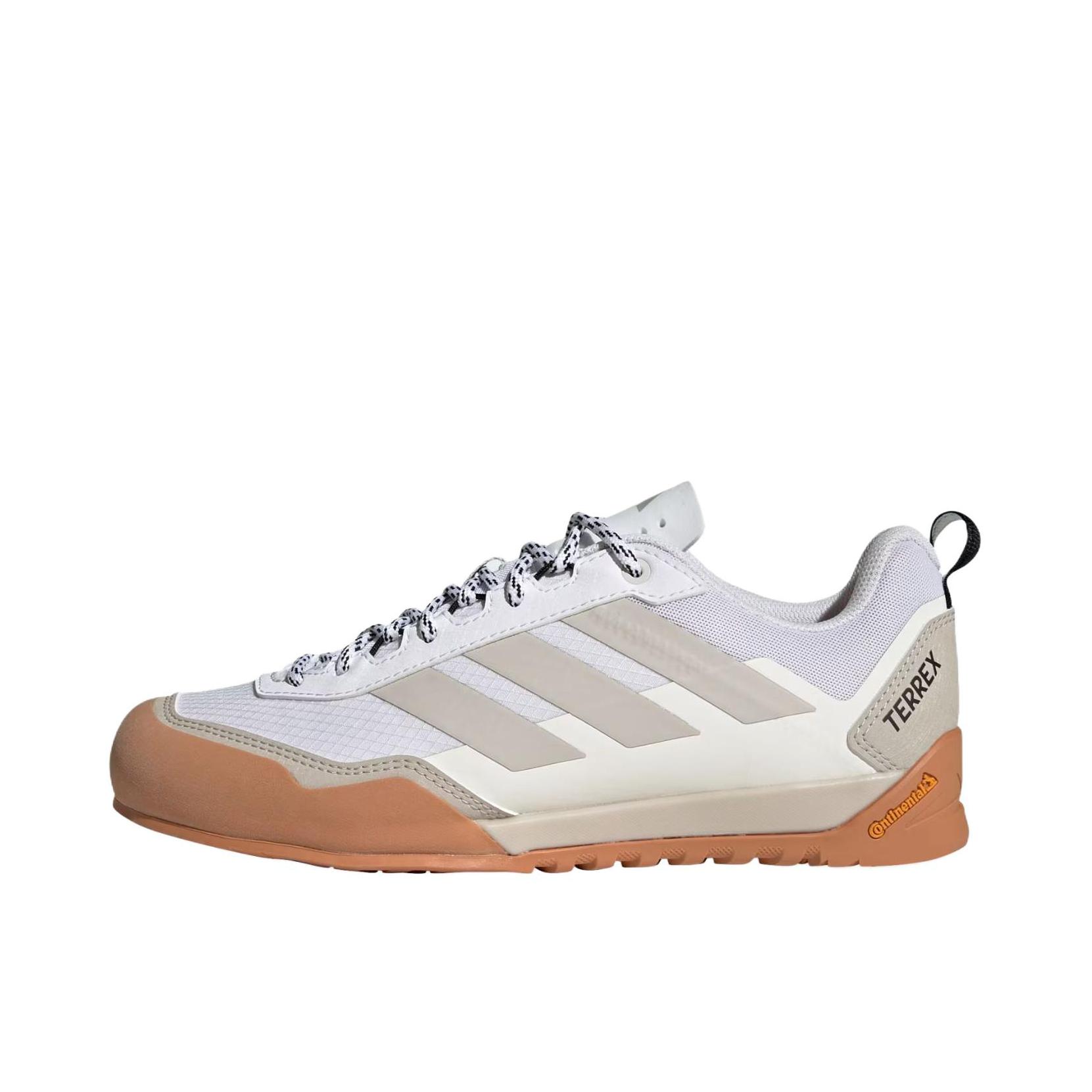 推荐商品：adidas Terrex Skychaser Solo Approach 登山鞋 户外鞋 舒适防滑耐磨简约 女款/云白色