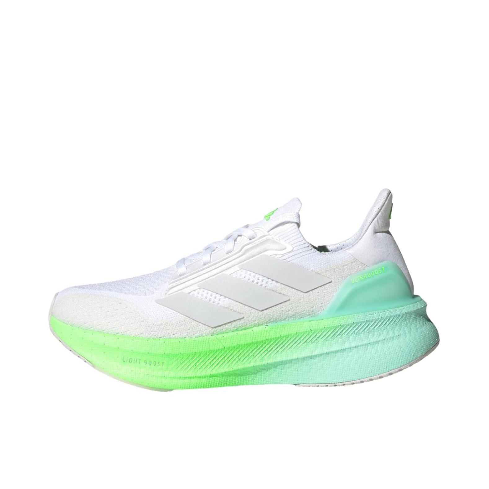 推荐商品：adidas Ultraboost 5X 跑鞋 超轻缓震回弹防滑耐磨支撑贴合长跑圆头 女款/白色/浅绿色