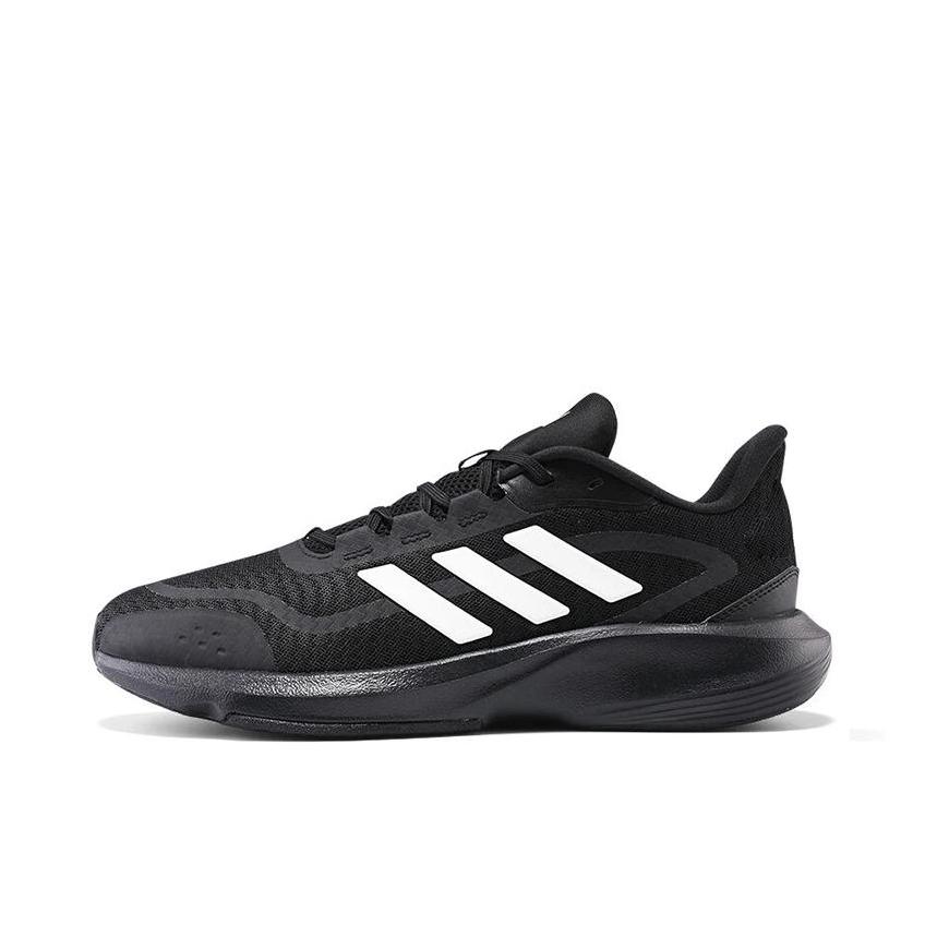 推荐商品：adidas Response Runner U 跑鞋 防滑耐磨网面透气织物 碳黑色