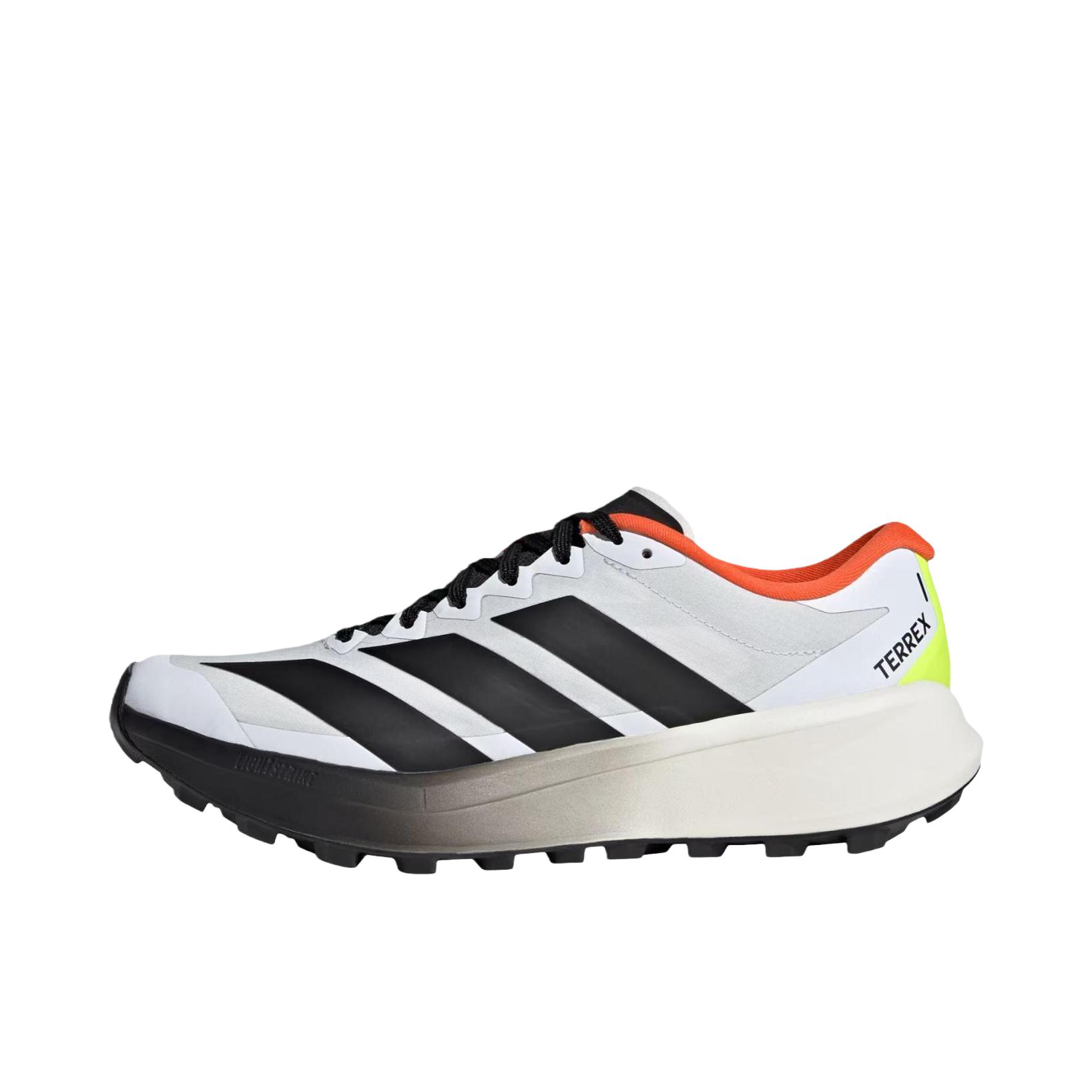 推荐商品：adidas Terrex Agravic 4 跑鞋 柔软越野透气系带贴合 白色/黑色