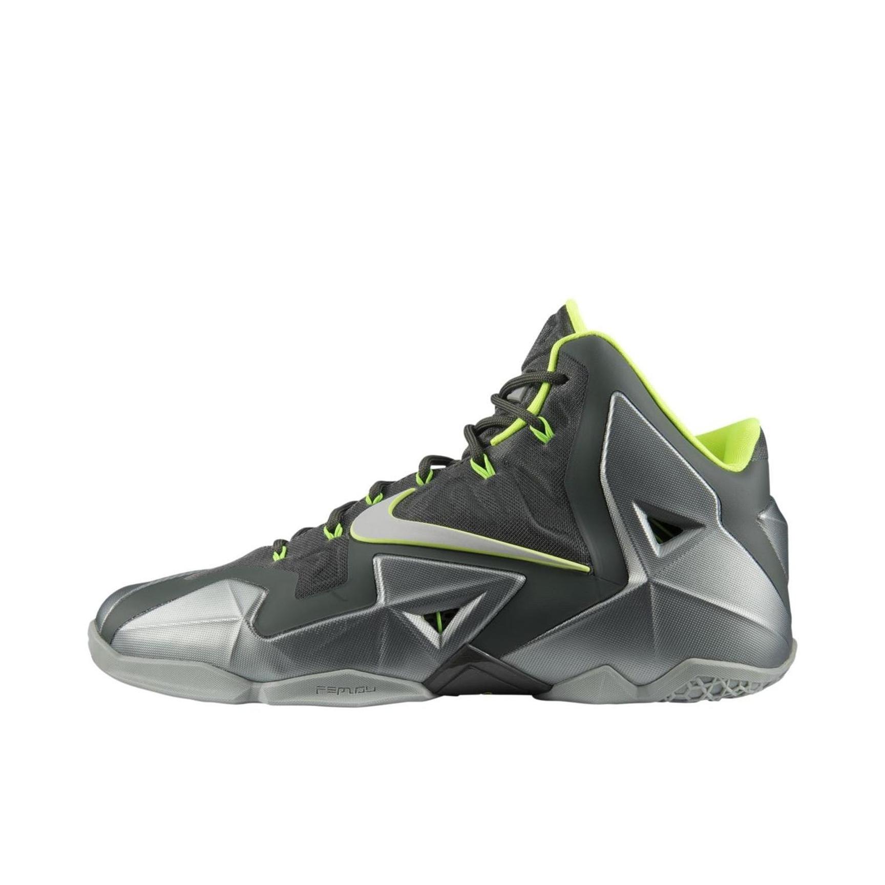 推荐商品：Nike Zoom LeBron 11 詹姆斯 防滑耐磨 缓震回弹 轻便透气 支撑 实战 篮球鞋 Dunkman 灌篮小子