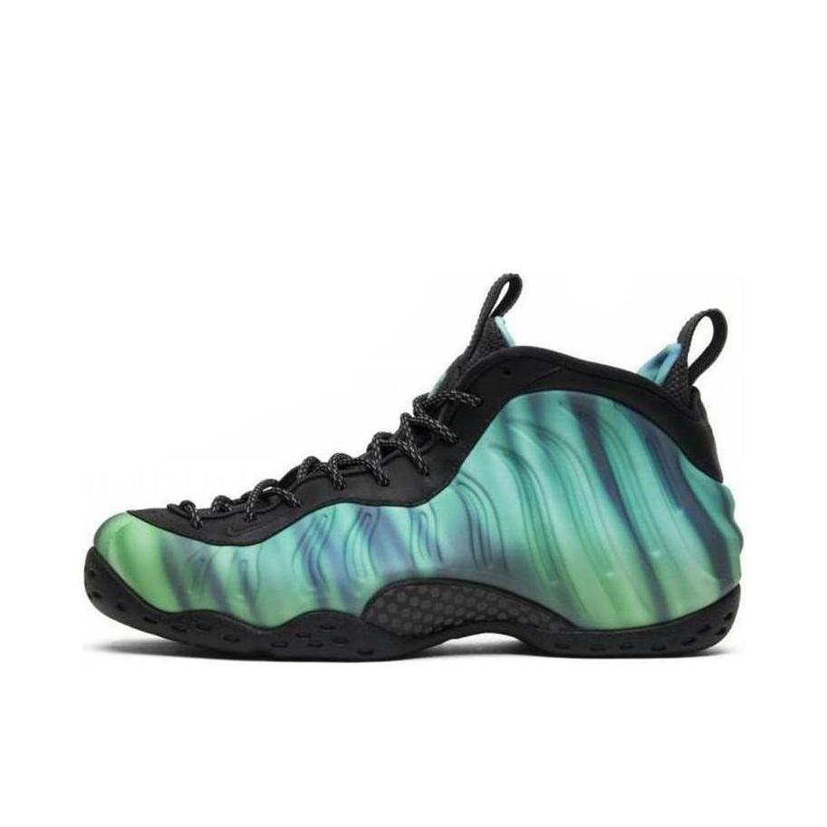推荐商品：Nike Air Foamposite One 篮球鞋 喷泡经典复古百搭防滑耐磨舒适透气减震休闲中帮 Northern Lights 极光