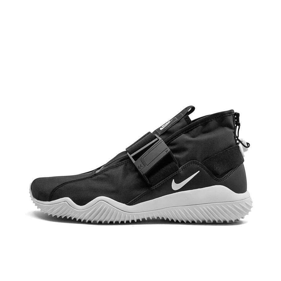 推荐商品：Nike ACG Komyuter 07 防滑耐磨 减震 网布透气 舒适轻便 潮流百搭 包裹性 织物 防水运动休闲鞋 Black/Summit White 新黑白