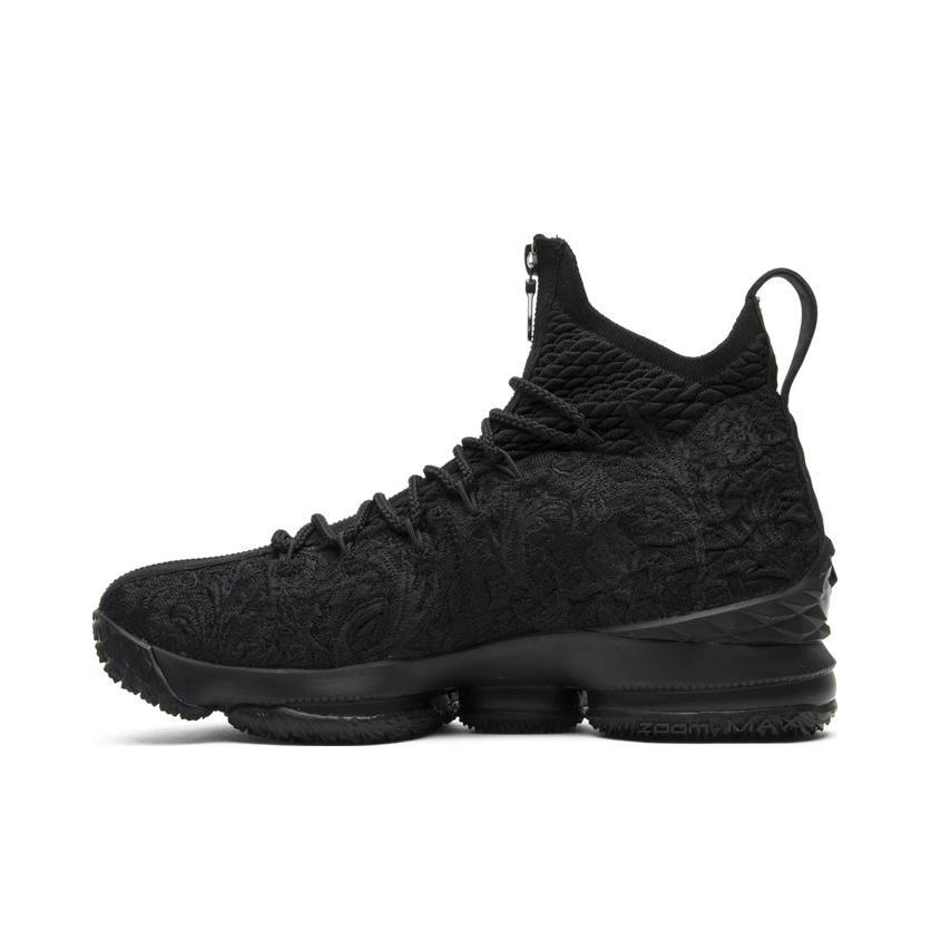 推荐商品：Nike Zoom LeBron 15 防滑耐磨 舒适透气 圆头 织物 实战 运动 篮球鞋 Performance KITH Suit of Armor KITH联名/盔甲套装
