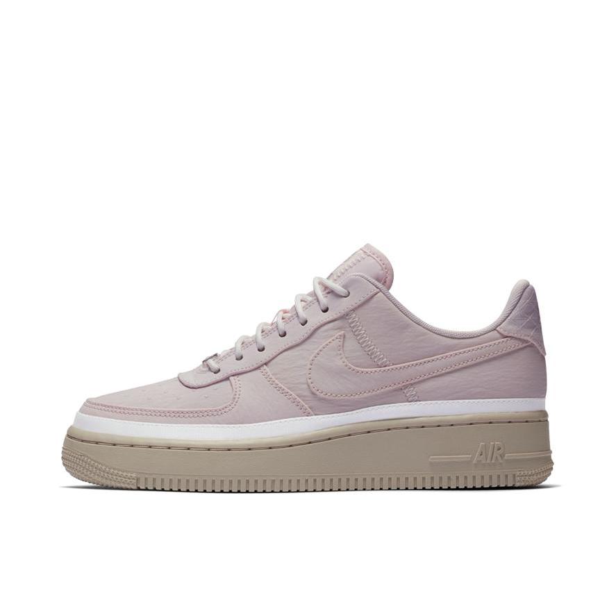 推荐商品：Nike Air Force 1 空军一号 板鞋 轻便舒适百搭耐磨防滑复古 Soft Pink 低帮/脏粉