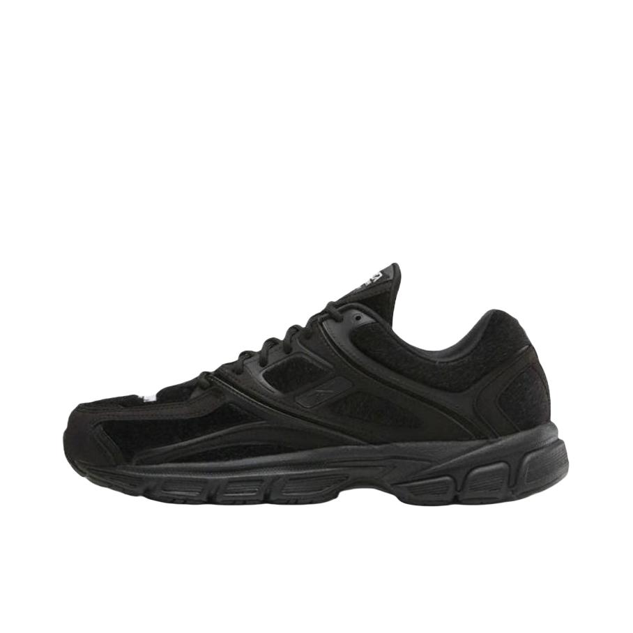 推荐商品：Reebok/锐步 Premier Trinity 跑鞋 耐磨透气包裹性低帮复古休闲机能风网布合成革减震轻便 PLEASURES联名/黑色