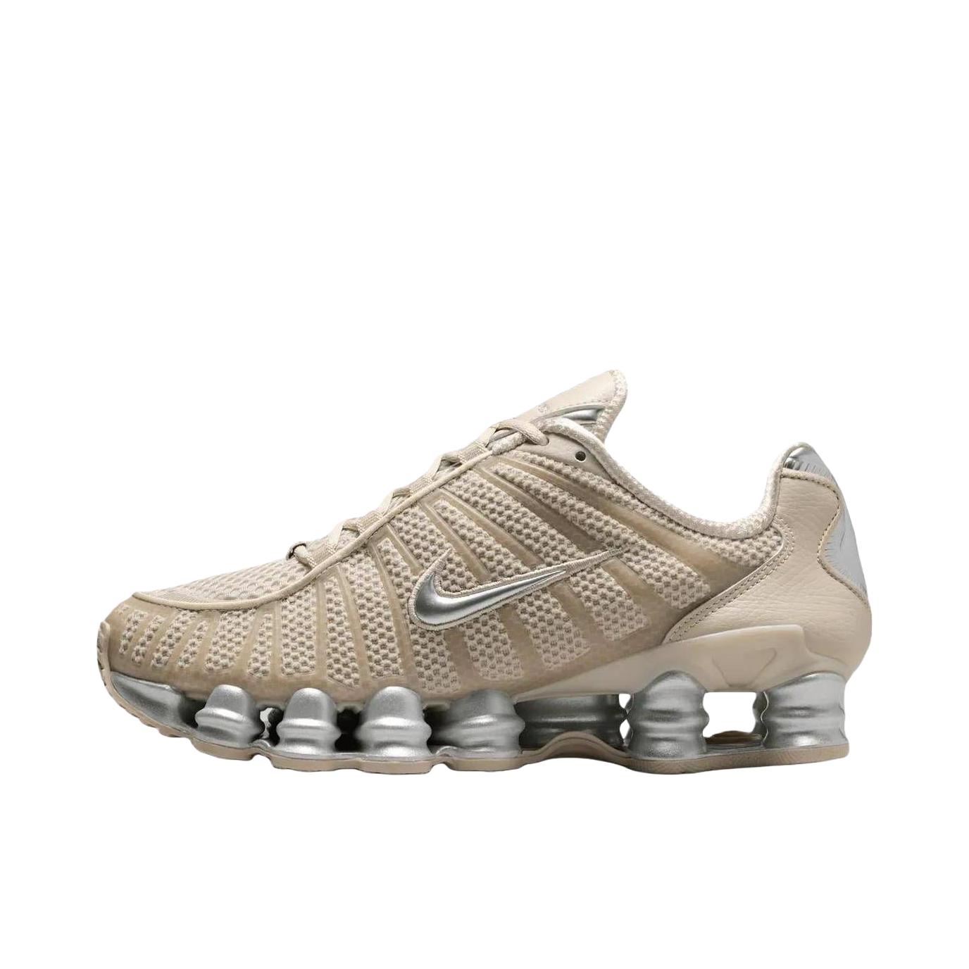 推荐商品：Nike Shox TL 运动休闲鞋 全掌气柱缓震回弹透气防滑耐磨百搭复古贴合圆头 浅卡其色/银色
