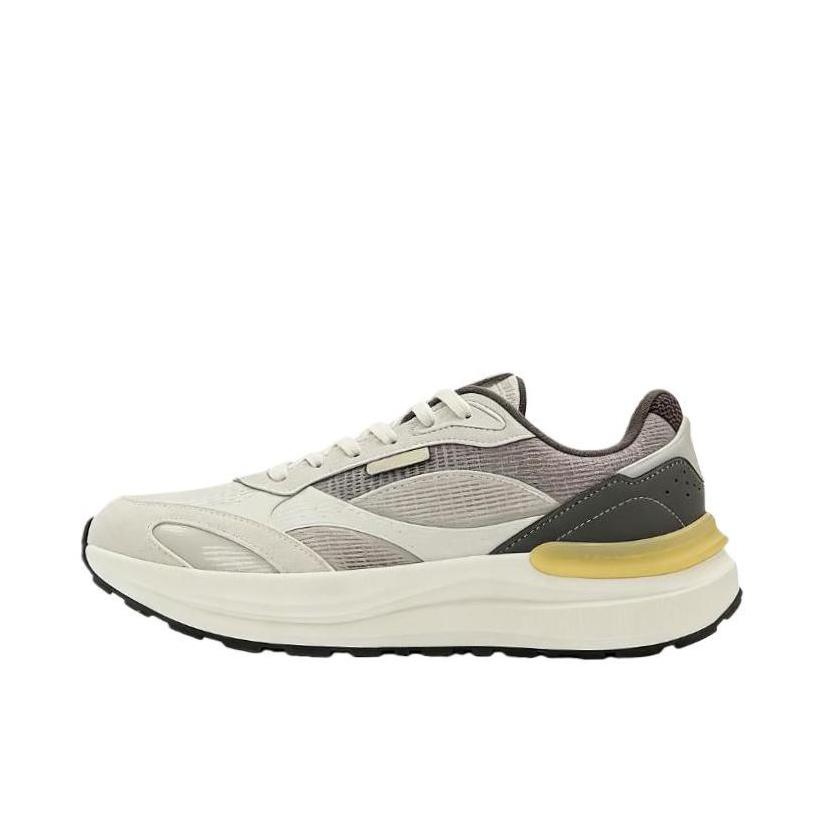 推荐商品：乔丹体育 运动休闲鞋 防滑轻便耐磨 QDL043262401 象牙白/桦白色/鲨鱼灰